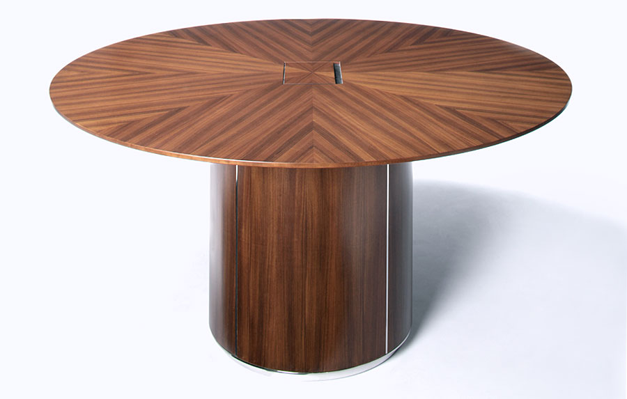 Dialogue™ Round Table with Round Base and Access 
