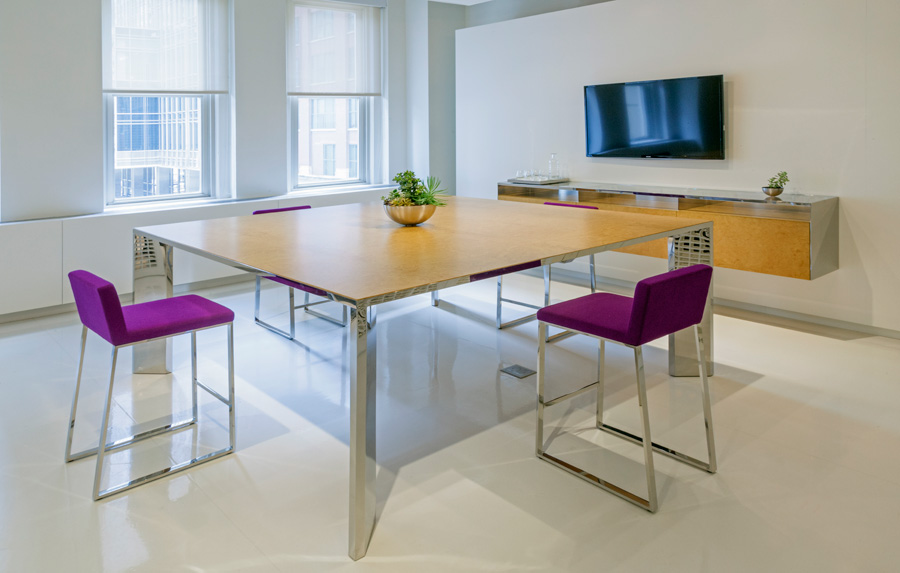 Dialogue™ Conference Showroom Tall Table